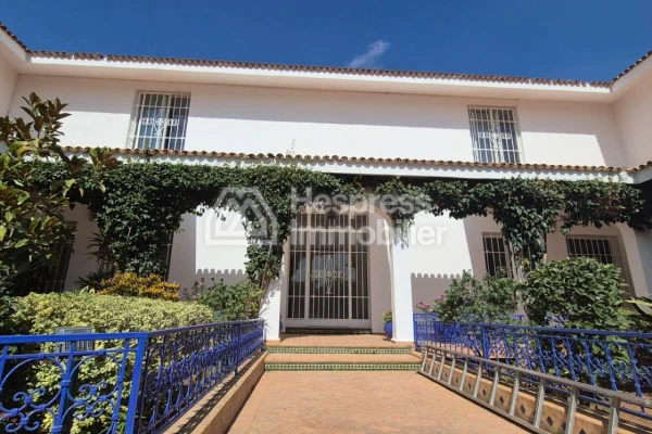 À louer – Villa d’exception 4000 m² à Rabat