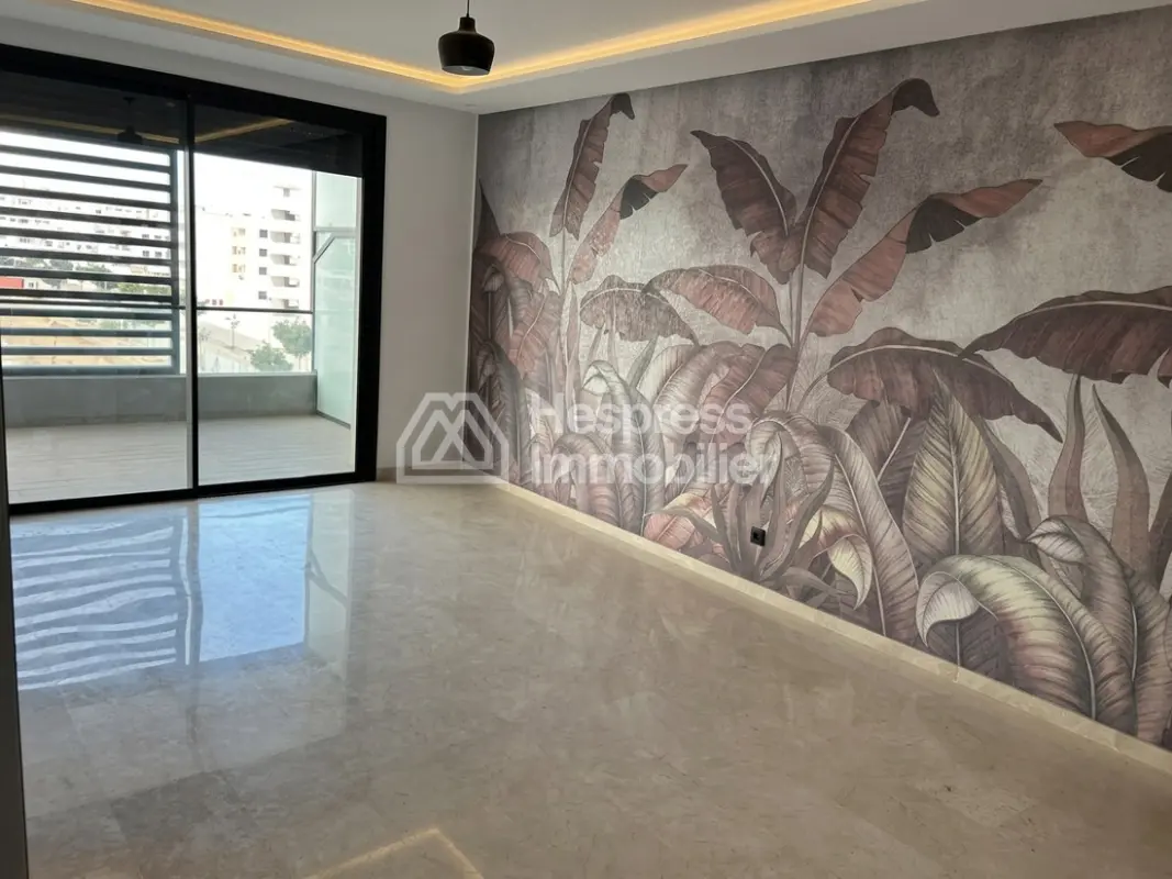 Beautiful unfurnished studio apartment for rent located in CFC