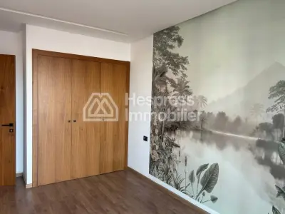 Beautiful unfurnished studio apartment for rent located in CFC