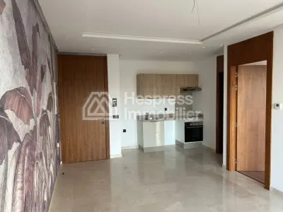 Beautiful unfurnished studio apartment for rent located in CFC