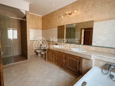Villa for sale in Laymoun