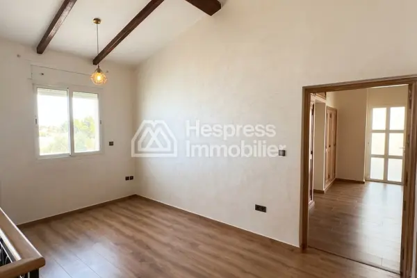 Villa for sale in Laymoun