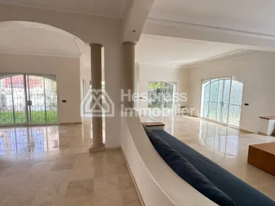 Villa for sale in Laymoun