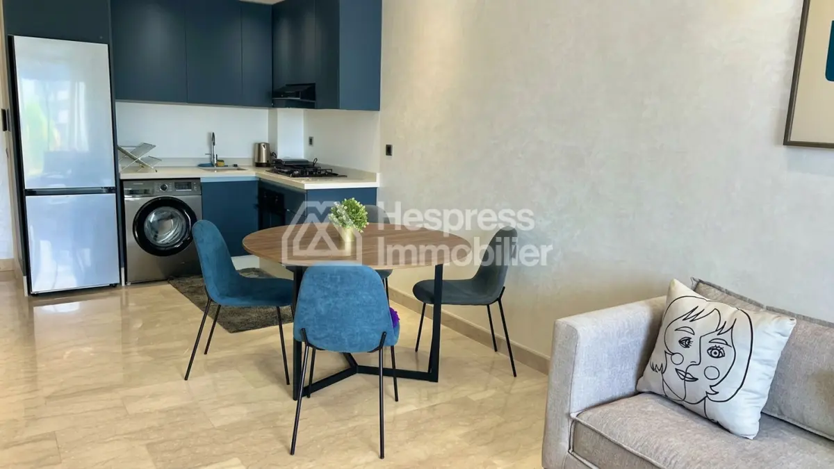 Joli studio meublé à palmier neuf jamais habité