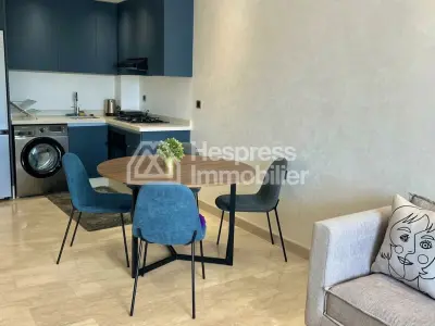 Joli studio meublé à palmier neuf jamais habité