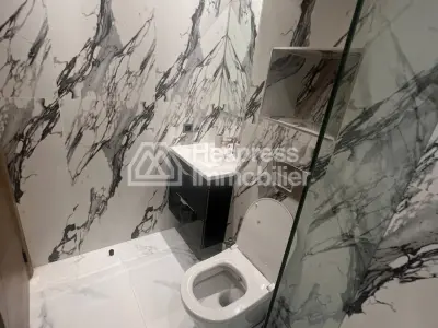Joli studio meublé à palmier neuf jamais habité