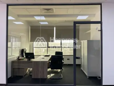 Bureau 426 m² pour location sidi maarouf