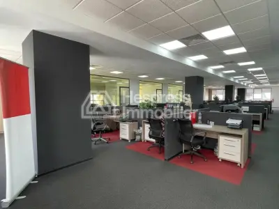 Bureau 426 m² pour location sidi maarouf