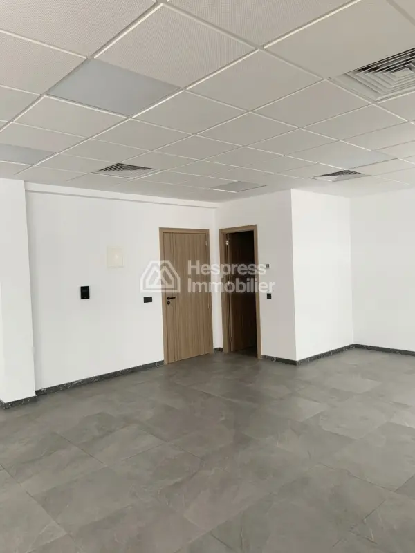 Office for sale on Evasion, 59 m²