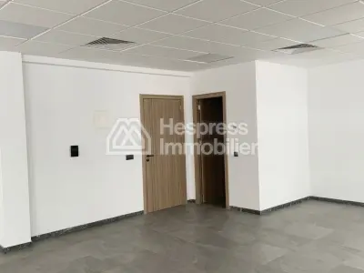 Office for sale on Evasion, 59 m²
