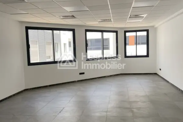 Office for sale on Evasion, 59 m²