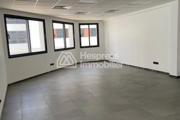Office for sale on Evasion, 59 m²