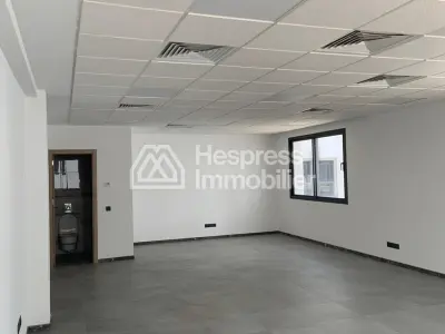 Office for sale on Evasion, 59 m²