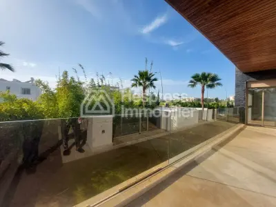 Luxury Villa for Sale – Ville verte