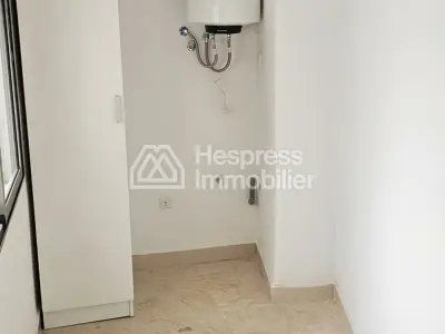 Val Fleury: Comfortable unfurnished apartment for rent