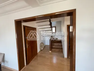 Duplex d’exception à louer – Quartier Palmier