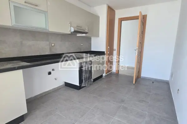 Luxury new apartment for rent – Agdal