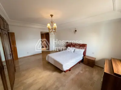 Duplex d’exception à louer – Quartier Palmier