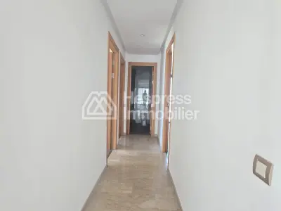 Luxury new apartment for rent – Agdal
