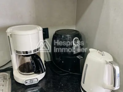 شقة مفروشة جديدة مع مسبح للإيجار دار بوعزة