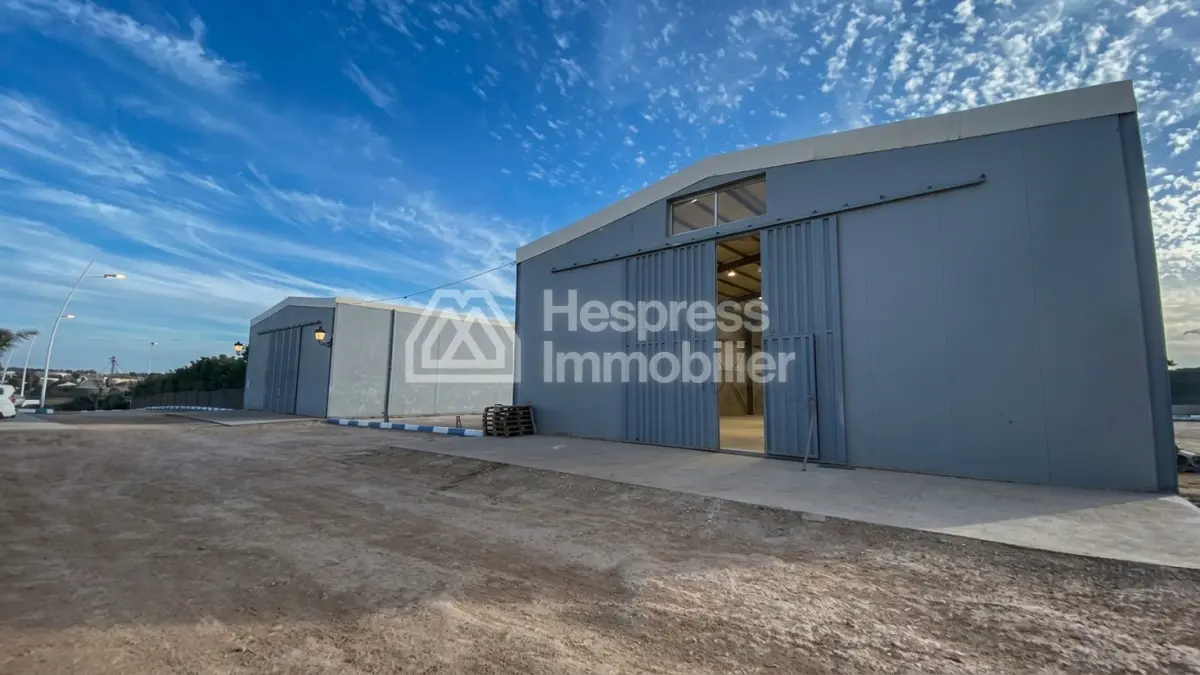 Hangar de stockage à louer à Al Khayata