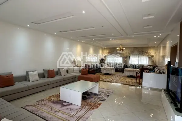 للبيع – فيلا في دار بوعزة