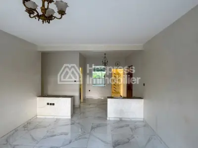 À louer Appartement 3 ch vide – bd roudani