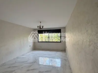 À louer Appartement 3 ch vide – bd roudani