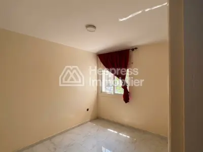À louer Appartement 3 ch vide – bd roudani