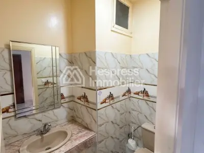 À louer Appartement 3 ch vide – bd roudani