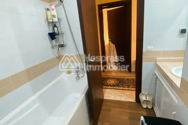 شقة جميلة للإيجار، المنصورية