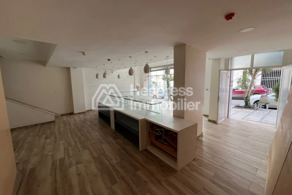 Commercial premises for sale, 116m² at Tangier