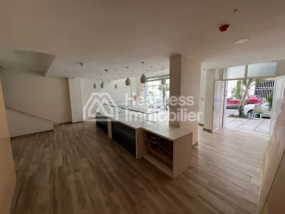 Local commercial à vendre, 116m² à Tanger