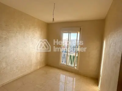 Apartment for sale in Oulfa