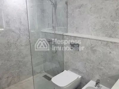 Apartment for Rent – Californie Long Term