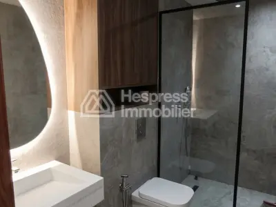À louer studio – Quartier Les Hôpitaux