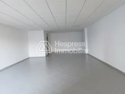 Bureau pour location à roche noire 76m²