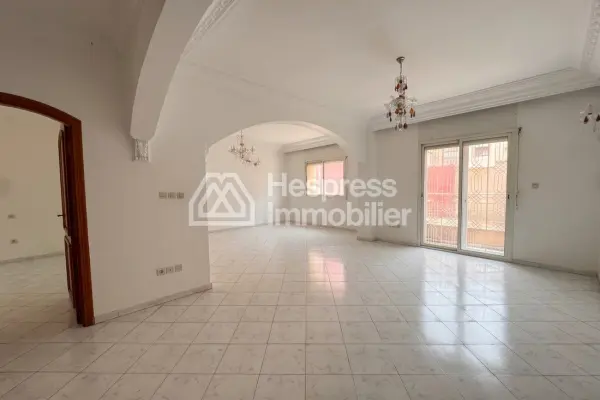 À Vendre – Maison Spacieuse à Sidi Maârouf