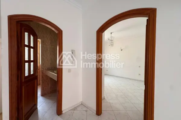 À Vendre – Maison Spacieuse à Sidi Maârouf