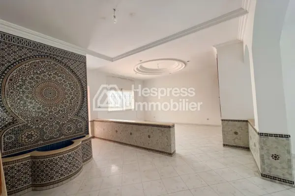 À Vendre – Maison Spacieuse à Sidi Maârouf
