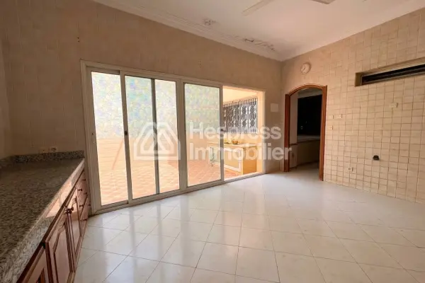 À Vendre – Maison Spacieuse à Sidi Maârouf