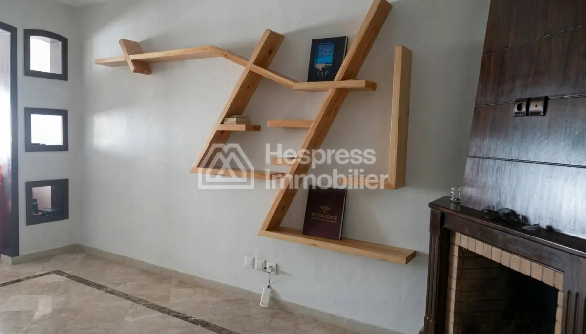 Appartement avec cheminée & garage – Bd Ziraoui