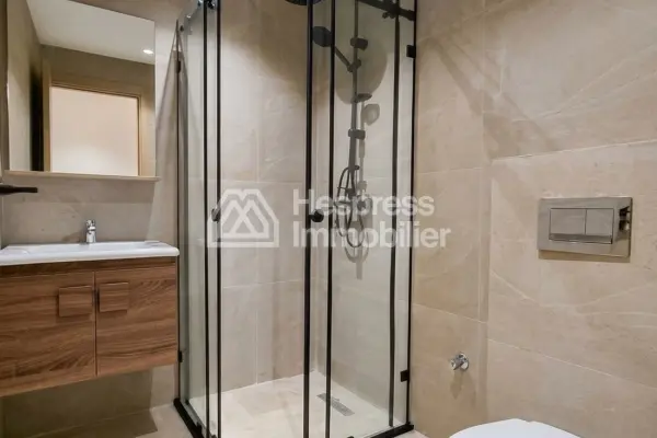 2-Bedroom Apartment for Rent – Maarif