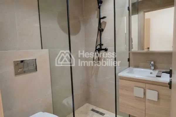 2-Bedroom Apartment for Rent – Maarif
