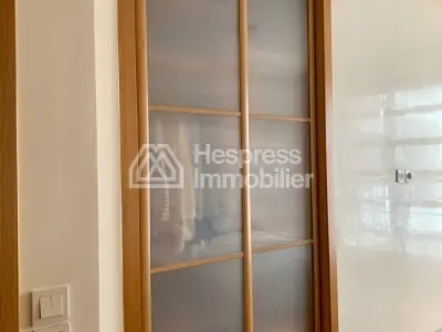 FOR RENT – Beautiful furnished apartment City Center