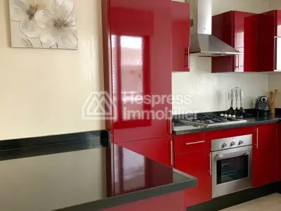 FOR RENT – Beautiful furnished apartment City Center