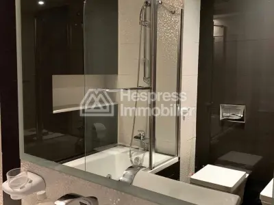 FOR RENT – Beautiful furnished apartment City Center