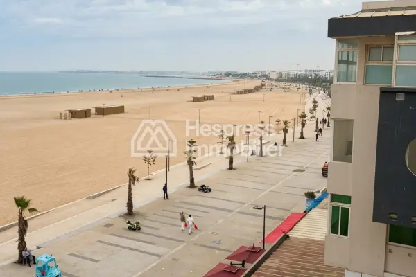 شقة للإيجار بإطلالة على البحر في المحمدية