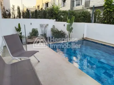 Villa avec piscine à louer – Dar Bouazza