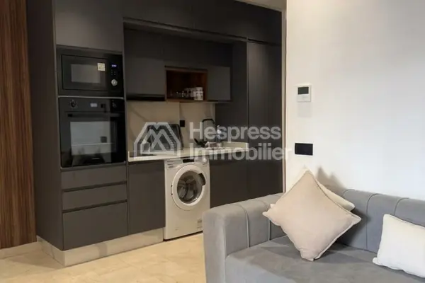 Studio apartment for rent – ​​Neighborhood Les Princesses